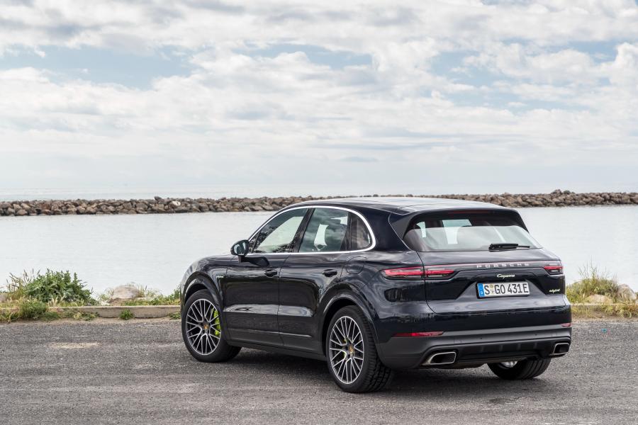  Porsche Cayenne E-Hybrid (PO536) 2018 года  (WW) (фото 12 из 85)